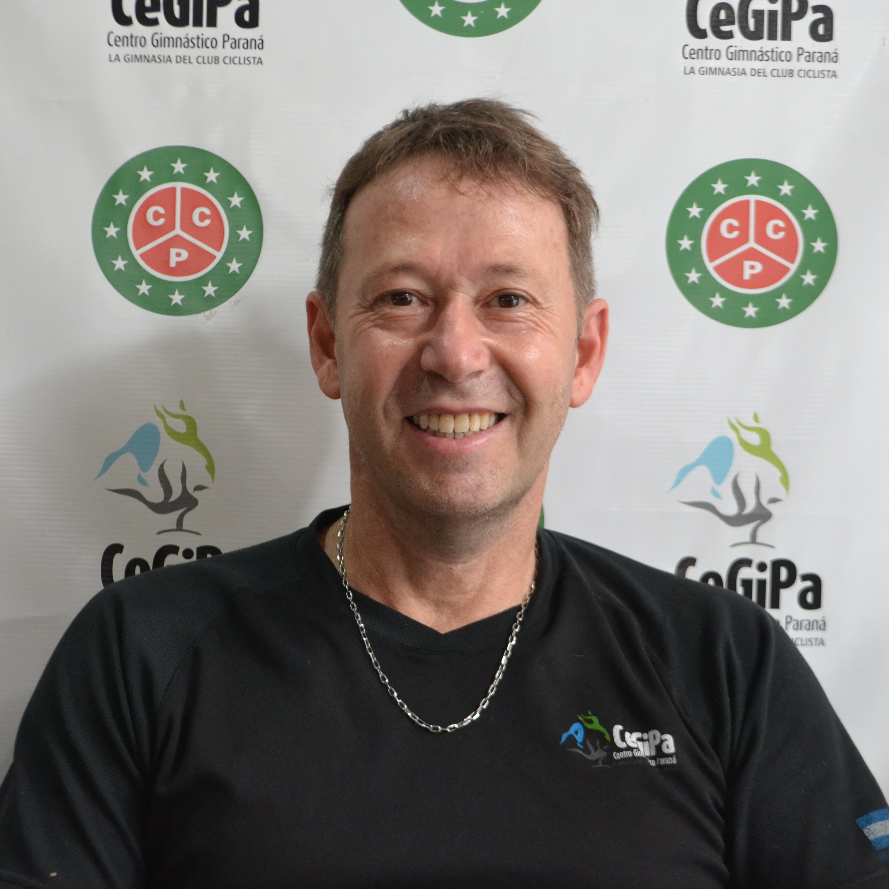 Fernando Llanes